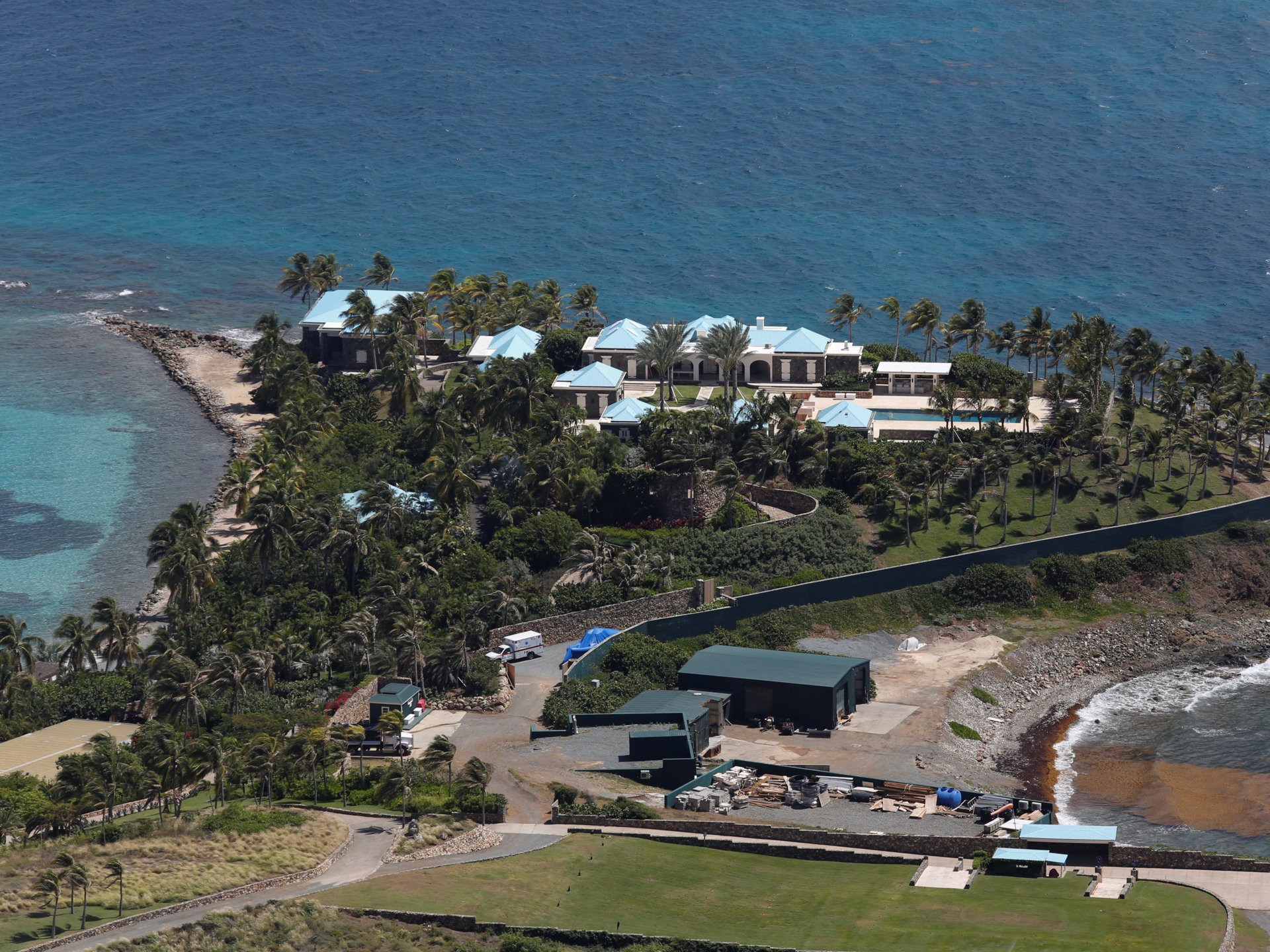 Остров эпштейна что. Джеймс Айленд. Little Saint James Island. Epstein Island. Остров Джеффри.